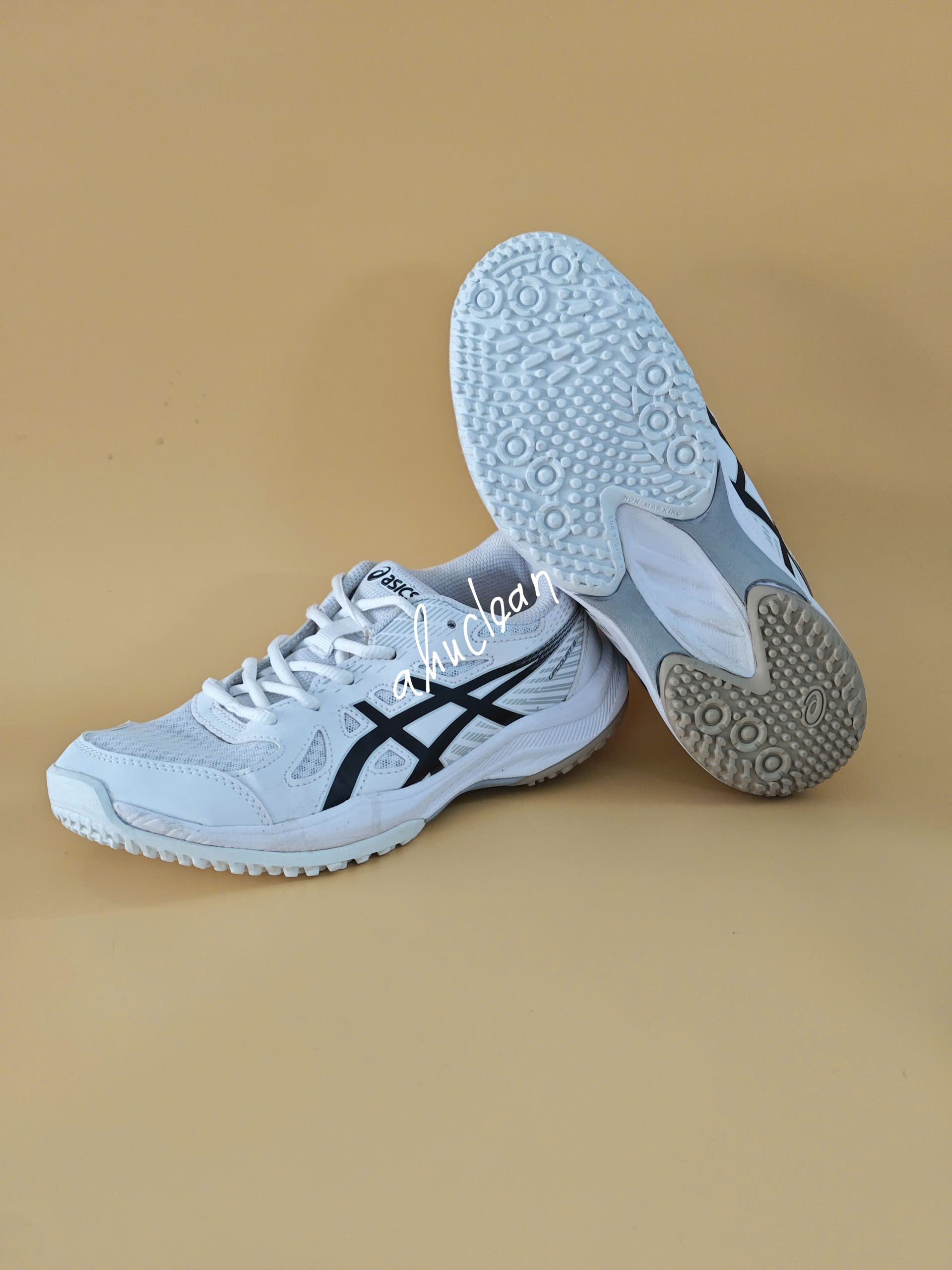 thay đế giày asic
